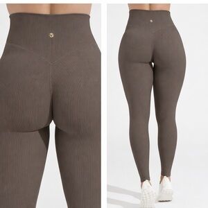 Buffbunny Ribbed Leggings